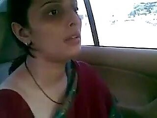 Gujja Indian mom fucks in a passenger car issue