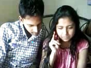 Desi sex blog presents mms clip of bengali students