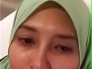 skandal cikgu melayu berjubah bertudung litup full vid Malaysia
